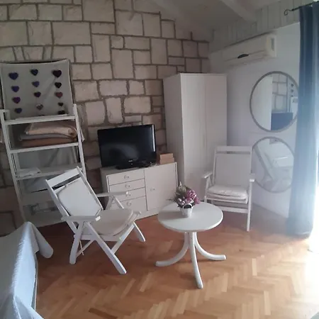 Lila Garden Apartment *