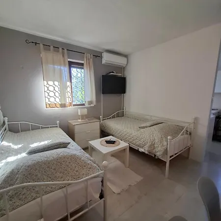 Lila Garden *